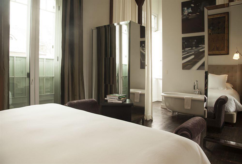Hotel B Lima Bagian luar foto